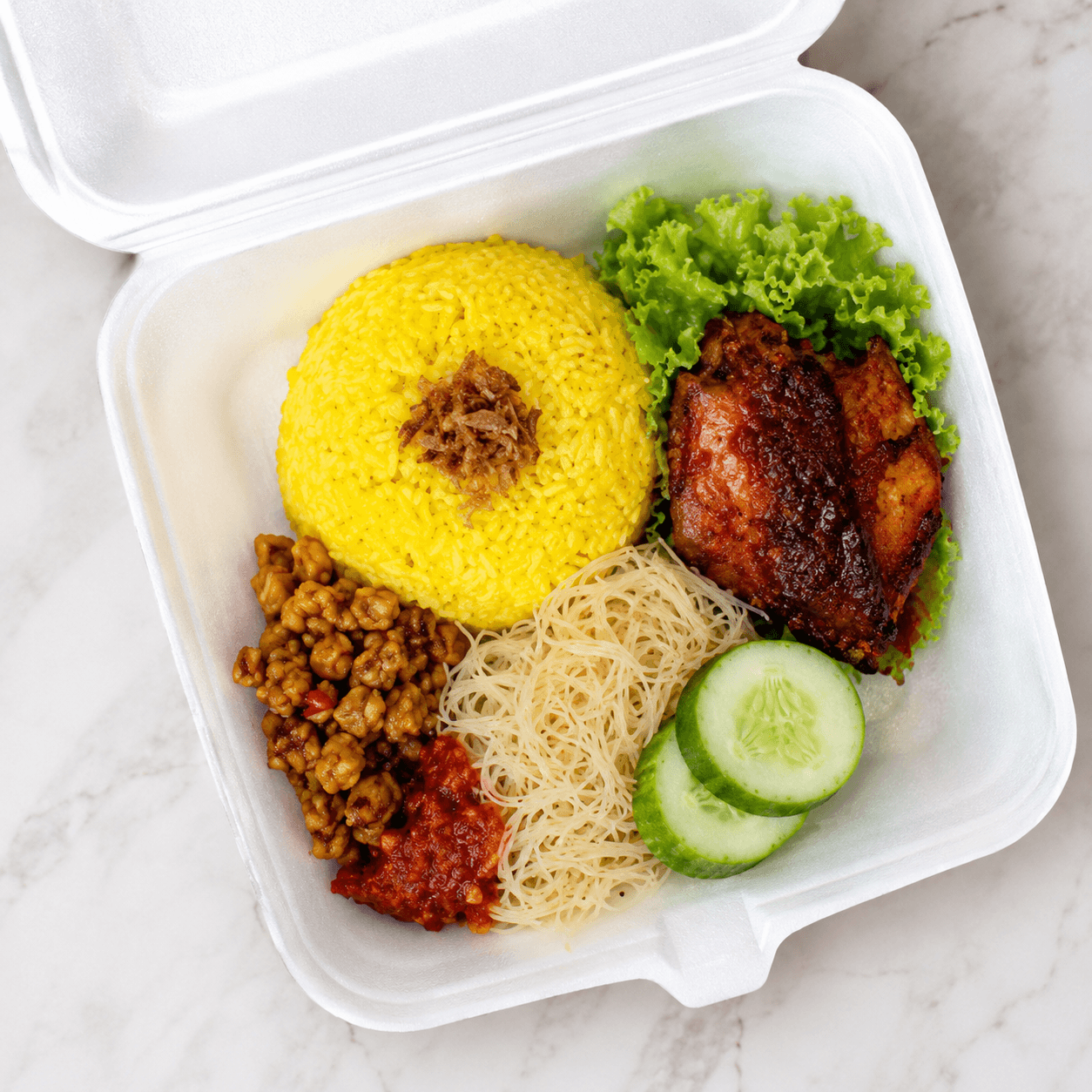 Paket Nasi Kuning